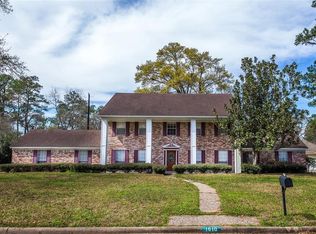 1610 Anvil Dr, Houston, TX 77090