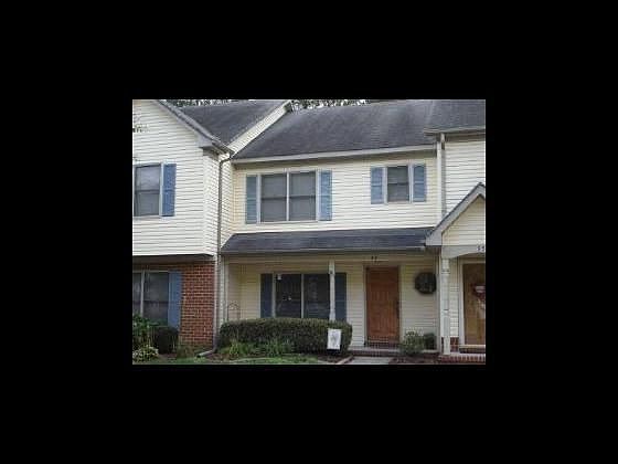1st image of 33 Hard Wood Dr