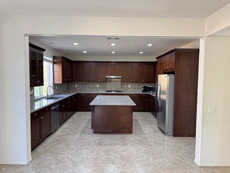 Gourmet Kitchen
