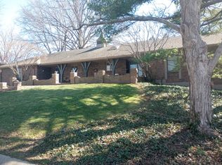 617 E 101st Ter, Kansas City, MO 64131