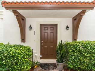 68 NW Hawthorne Pl, Boca Raton, FL 33432