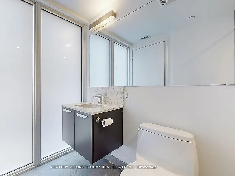 28 Wellesley St E #1501 — Photo 23