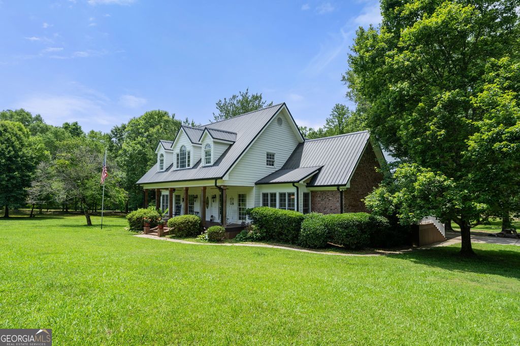 1228 J D Walton Rd, Newnan, GA - View 4