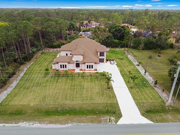 4th image of 16182 Hamlin Blvd