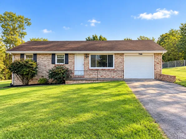 2401 Wynn Dr, Johnson City, TN 37604