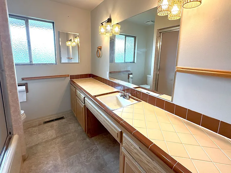 5616 Beverly Ln — Photo 9