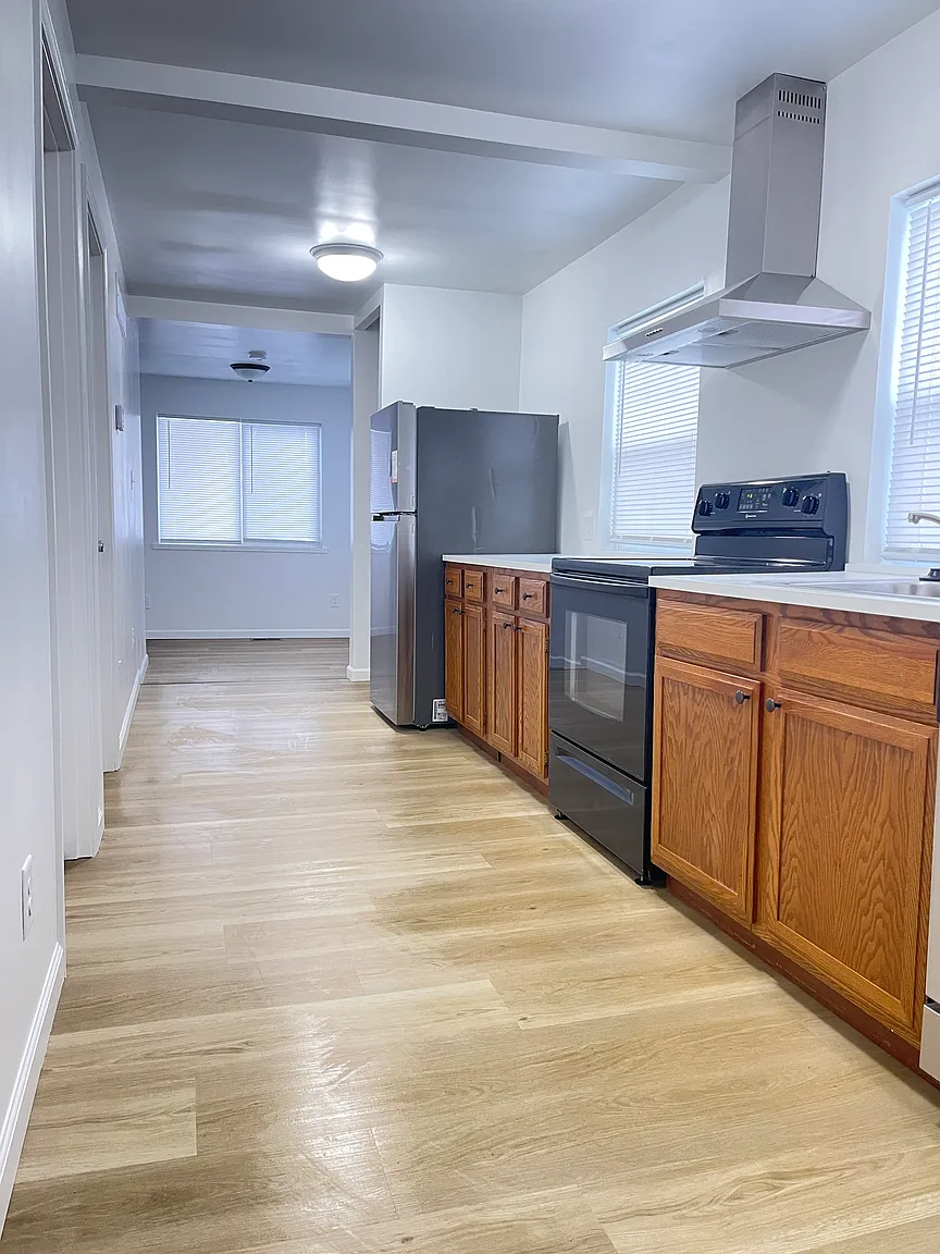 3325 Coles Ave photo 1