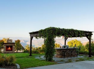 18926 Starvation Mountain Rd, Escondido, CA 92025