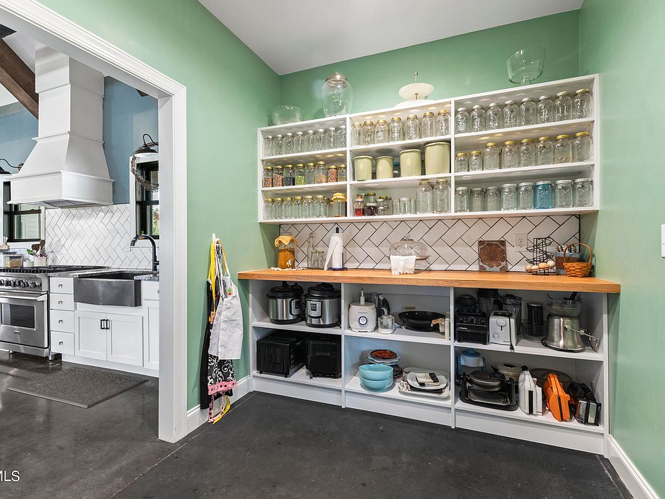 13th image of this home