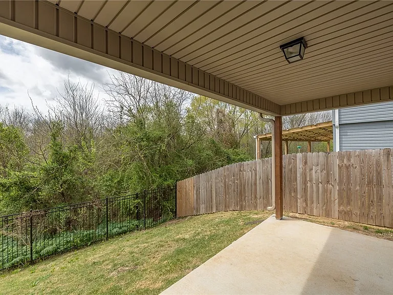899 E Sparrow Cir — Photo 30
