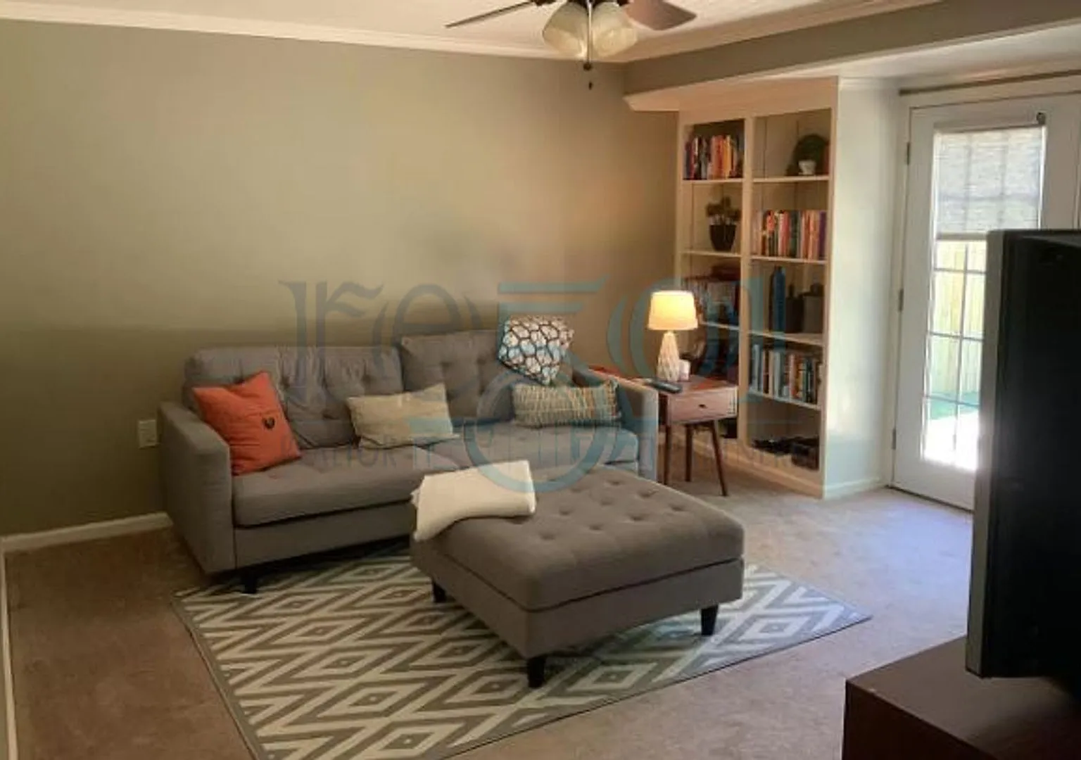 *Coming Soon* 2BR/1BA brick bungalow in Stiff Station, steps from UAMS! — Photo 2