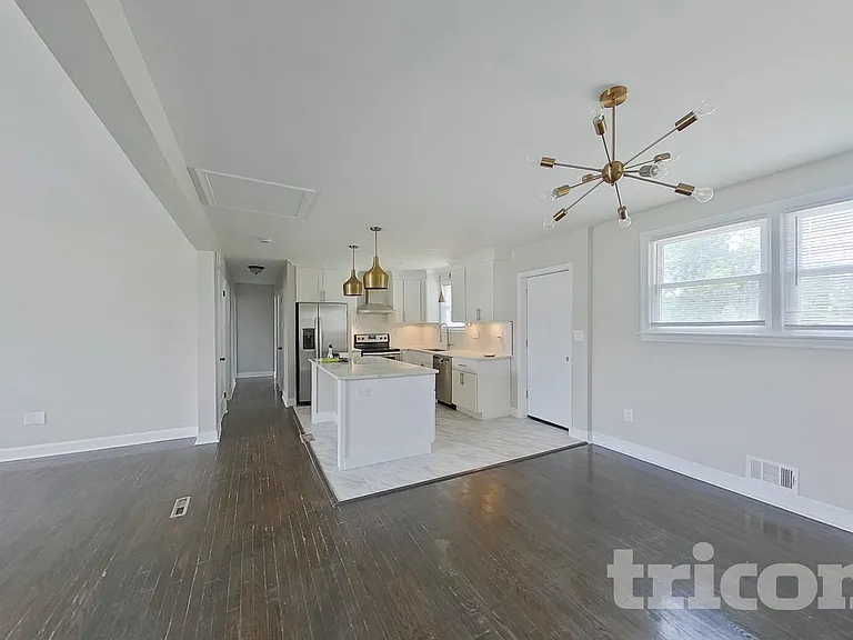4402 Ridgecrest Dr — Photo 4