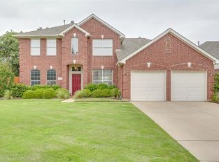 8 Touchstone Ct, Mansfield, TX 76063