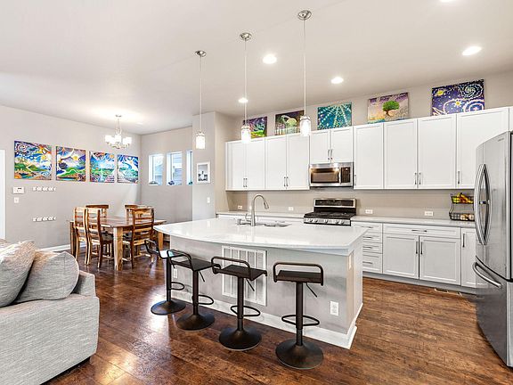 Kitchen/Dining
