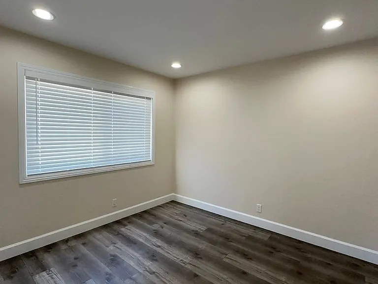 591 Fayette Cir — Photo 11