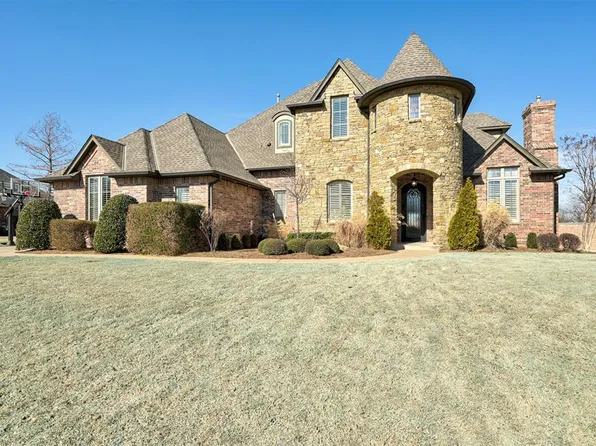 309 Oak Summit Rd, Edmond, OK 73025