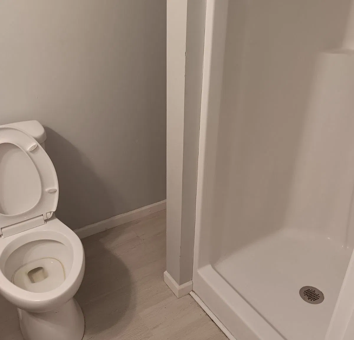 4 bed, 1400 sqft, $1,375 — Photo 2