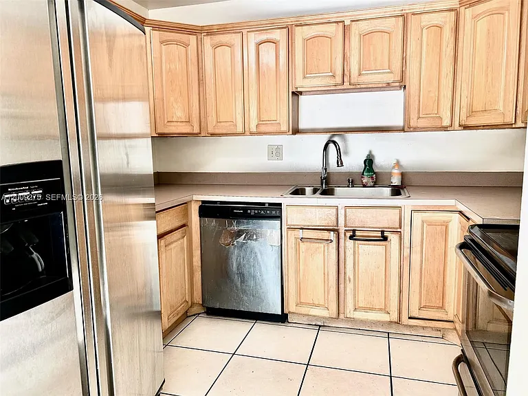 1761 Bayberry Dr — Photo 6