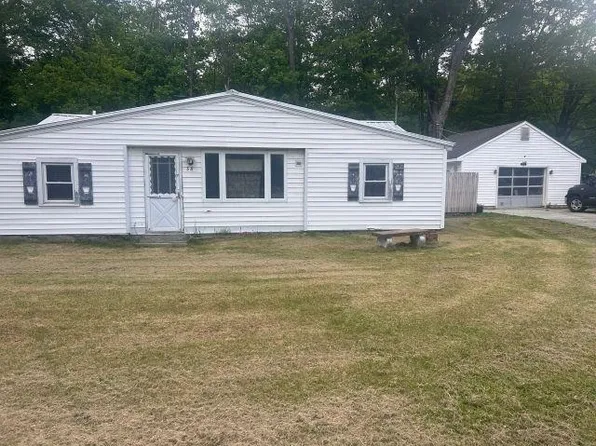 38 Arthur's Drive, Bennington, VT 05201