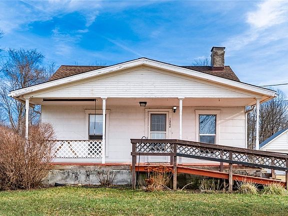 3rd image of 1208 Township Road 312 SE