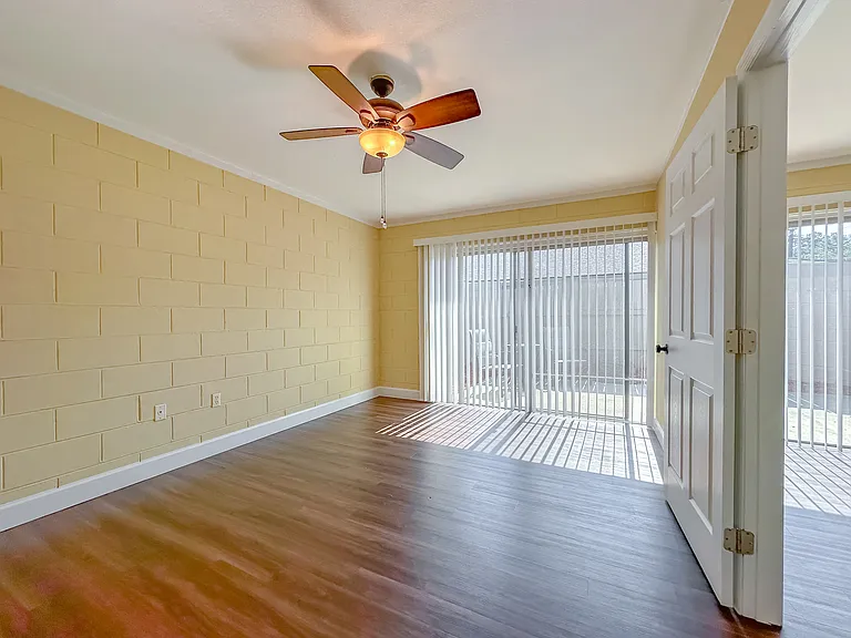 2241 W Pensacola St #68 — Photo 18