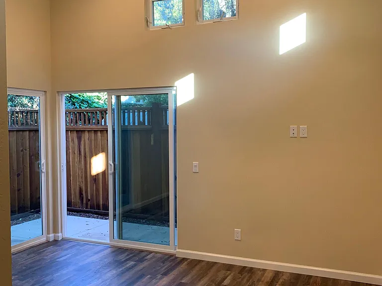 Dual glass doors