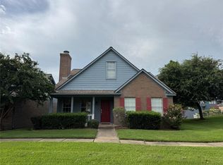2601 S Broadway St APT 9, La Porte, TX 77571