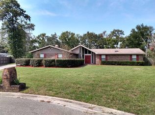 537 Elmwood Ct, Orange Park, FL 32065
