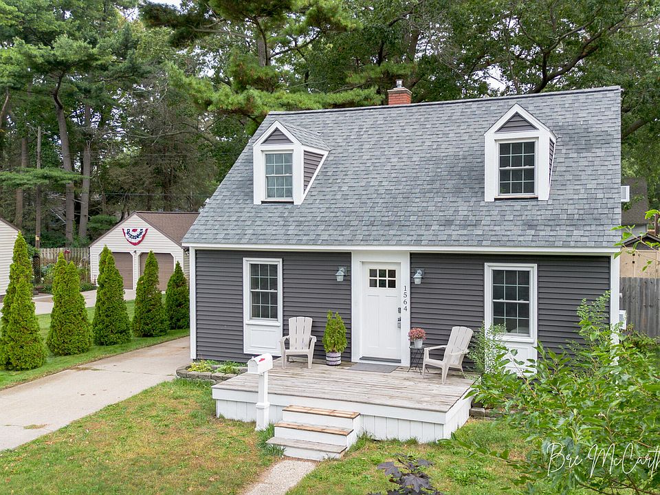 1st image of 1564 Montague Ave