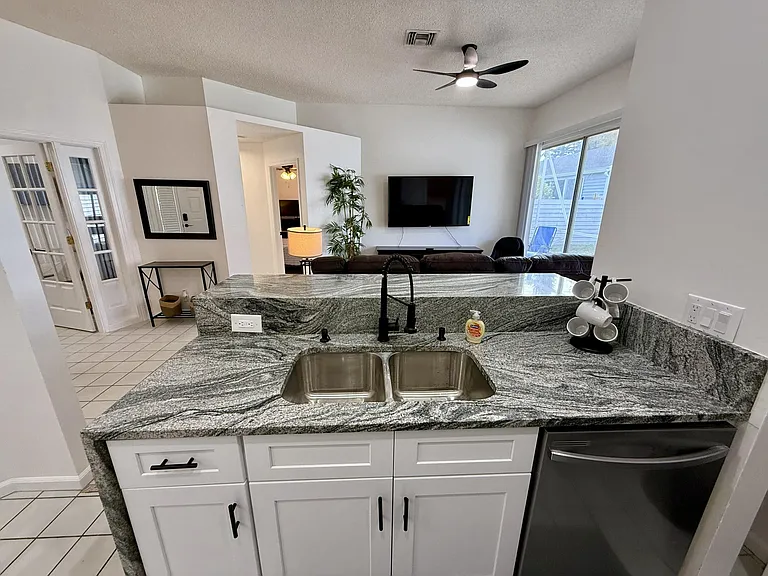 1049 Mourning Dove Ln — Photo 1