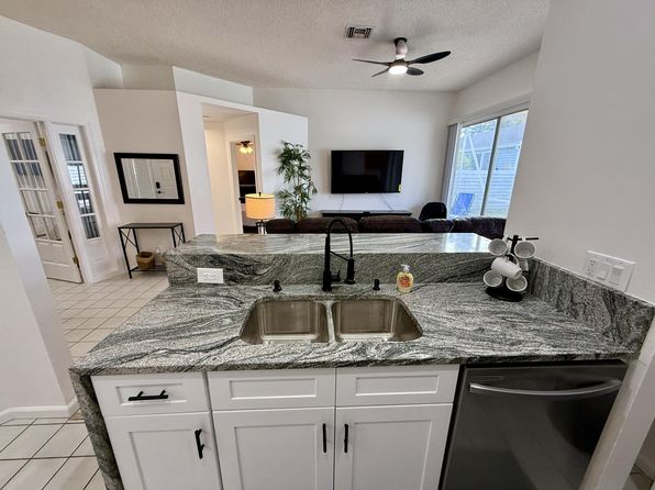 1049 Mourning Dove Ln