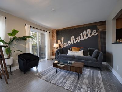 738 1st Ave N, Nashville, TN, 37201