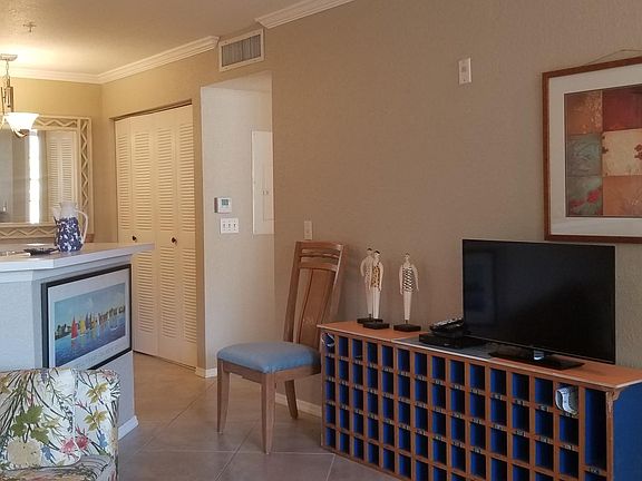 4th image of 850 S Tamiami Trl APT 706