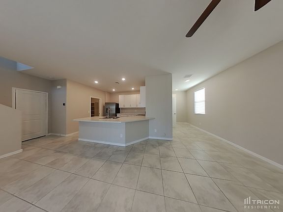 4th image of 18242 N Clarence Ln