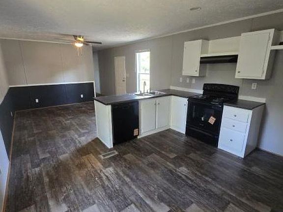 3rd image of 247 Canyon Park Ln