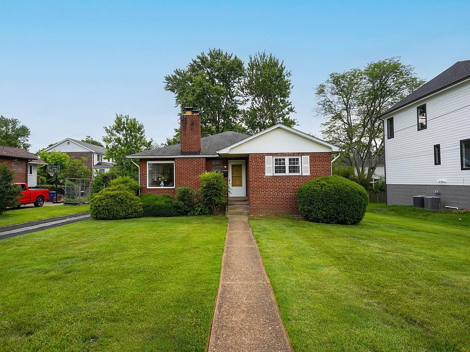 Welcome home to 6511 33rd Street, Falls Church!