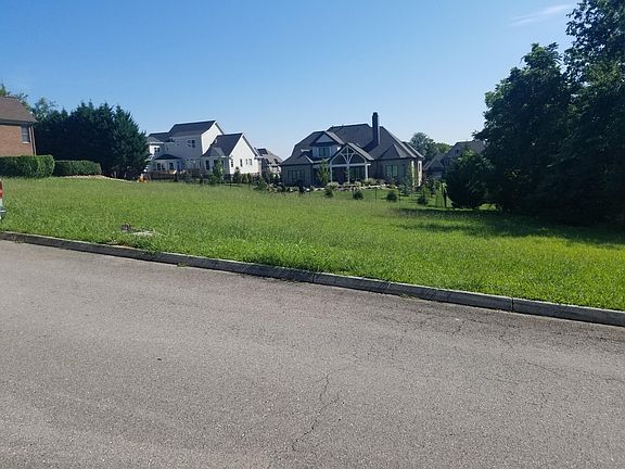2nd image of 1619 Charlottesville Blvd