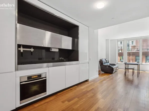 15 William Street image 3 of 15