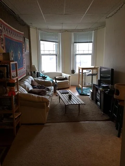 2 bed, 780 sqft, $3,900 — Photo 2