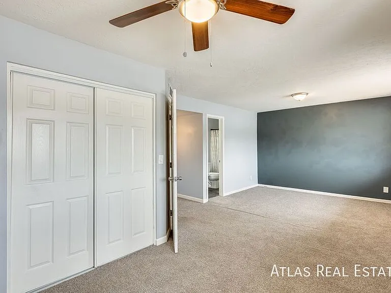 1649 W Hazelwood St — Photo 24