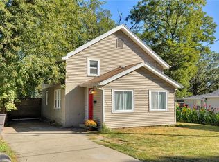 1207 Lewis Ave, Des Moines, IA 50315
