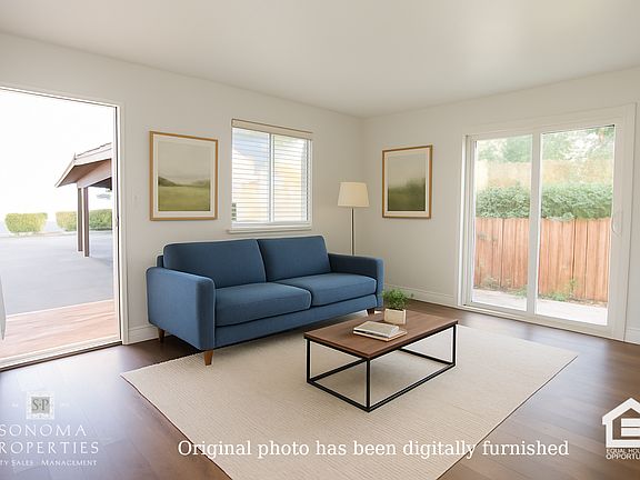 2nd image of 447 2nd St W