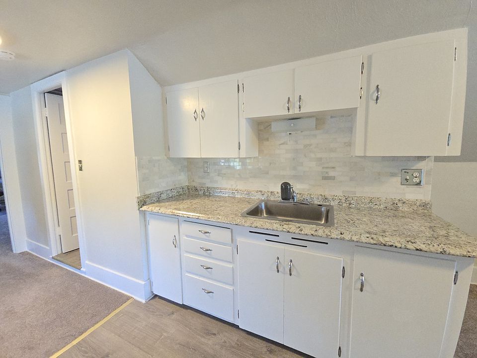 1st image of 1827 21st Ave #1