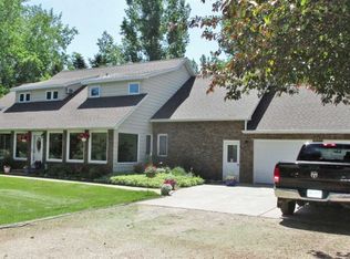 6541 34th Ave NE, Rugby, ND 58368