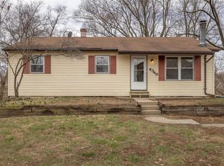 4349 Hineman Dr, Saint Charles, MO 63301