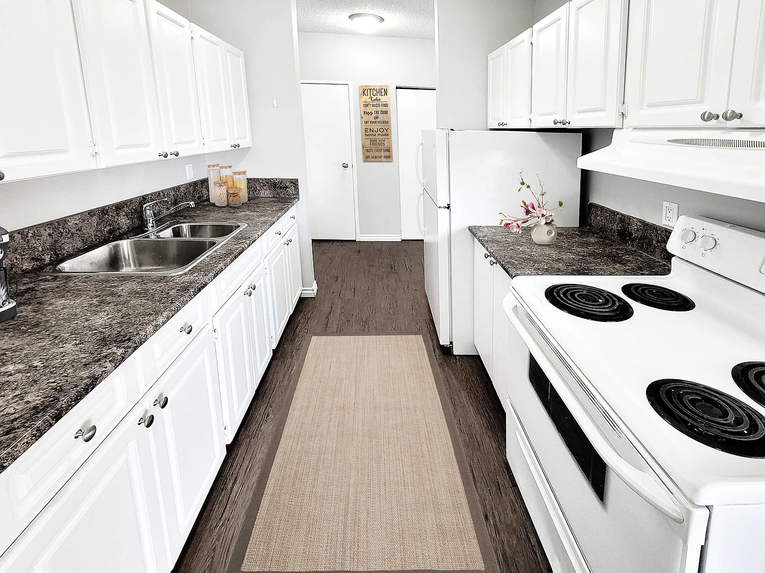 West Meadow Apartments — Photo 1