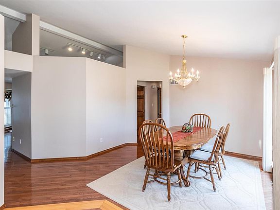 5th image of 1457 Wilkesboro Dr