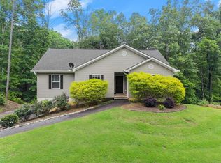 15 Baker St, Dahlonega, GA 30533