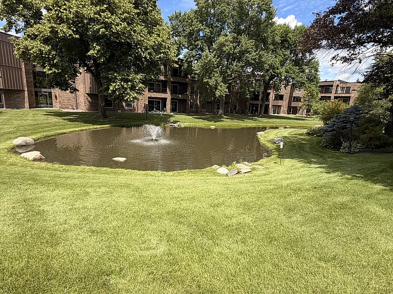 2210 Midland Grove Rd #309 — Photo 32