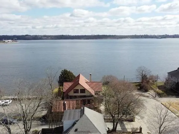 1200 Narragansett Blvd, Cranston, RI 02905